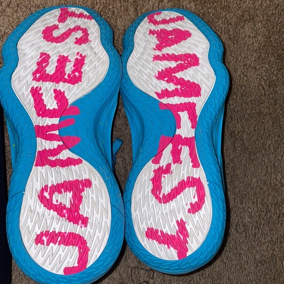 Dame 7 ‘Jam Fest’ - Picture 4 of 6